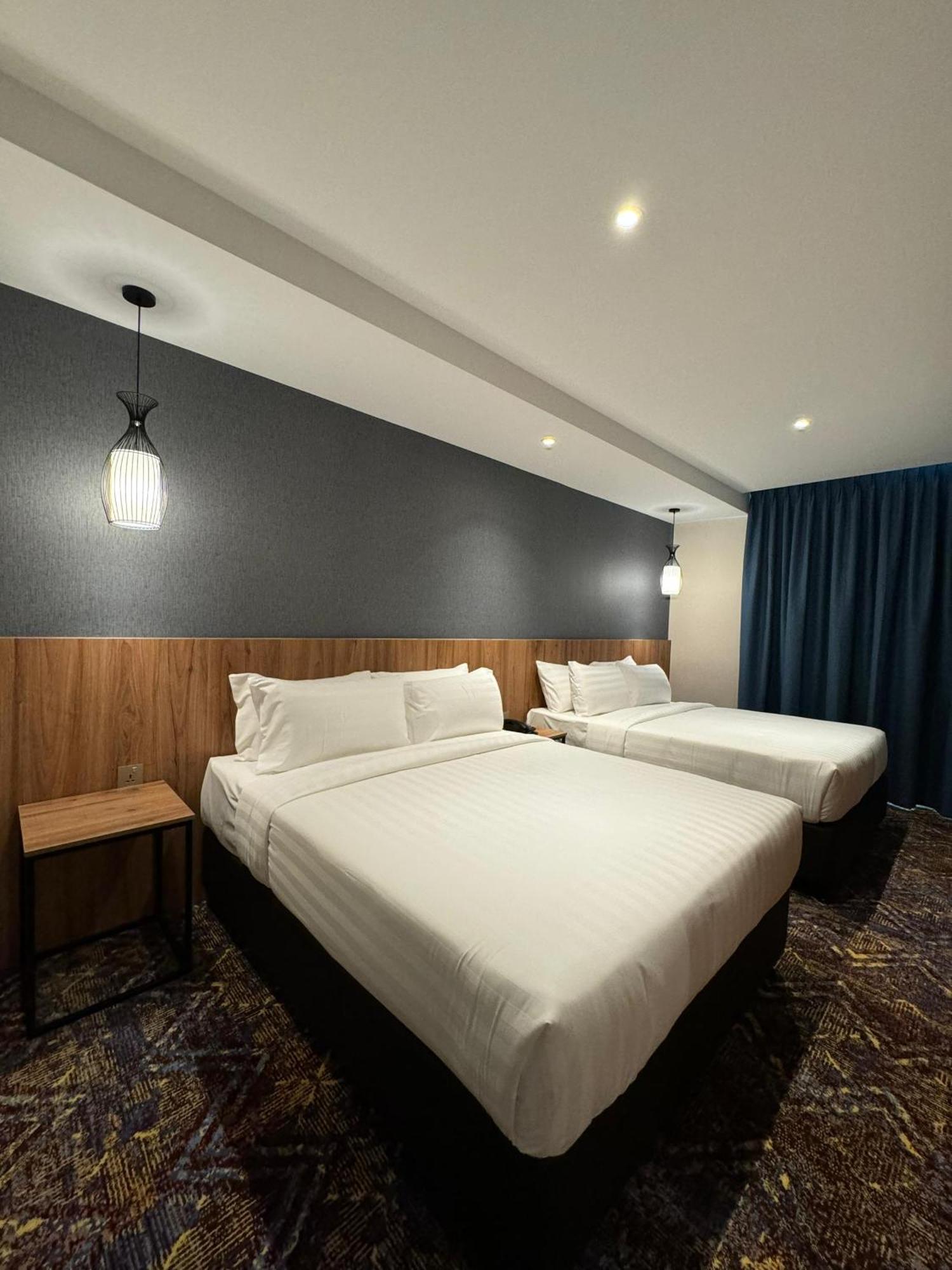 Le'Genda Hotel Kajang Exterior foto