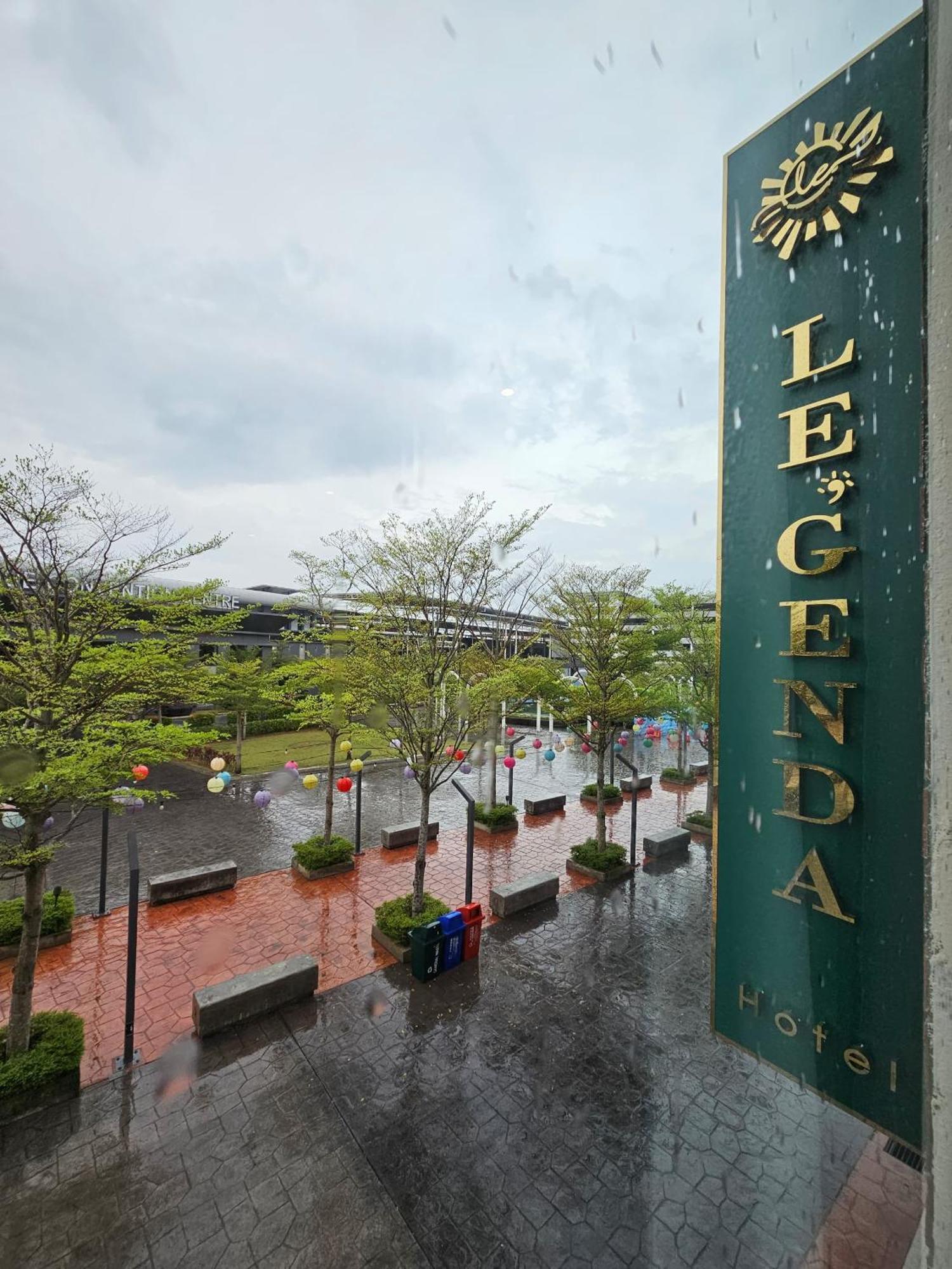 Le'Genda Hotel Kajang Exterior foto